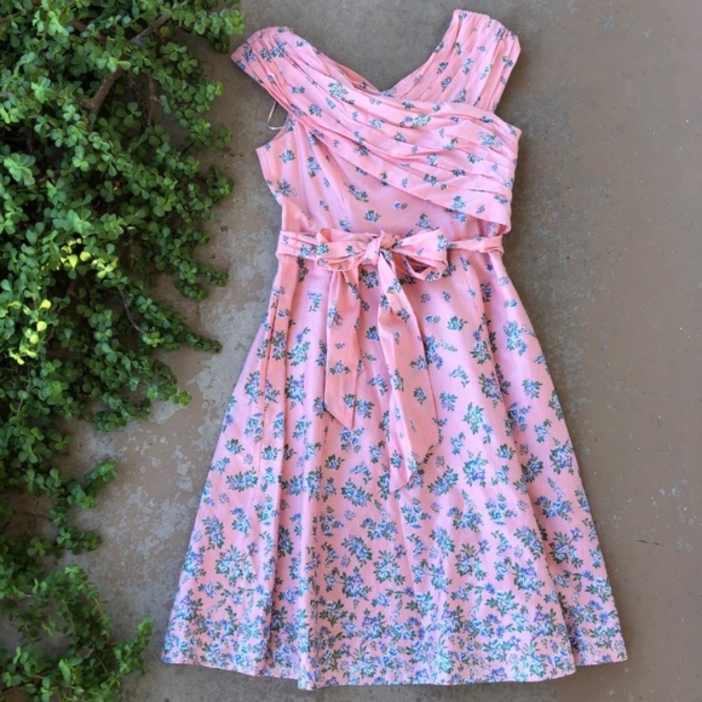 Gal Meets Glam Pink Floral Midi Dress